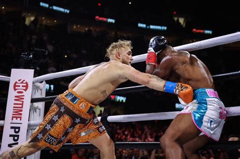 Jake Paul def. Tyron Woodley: Photo gallery of。